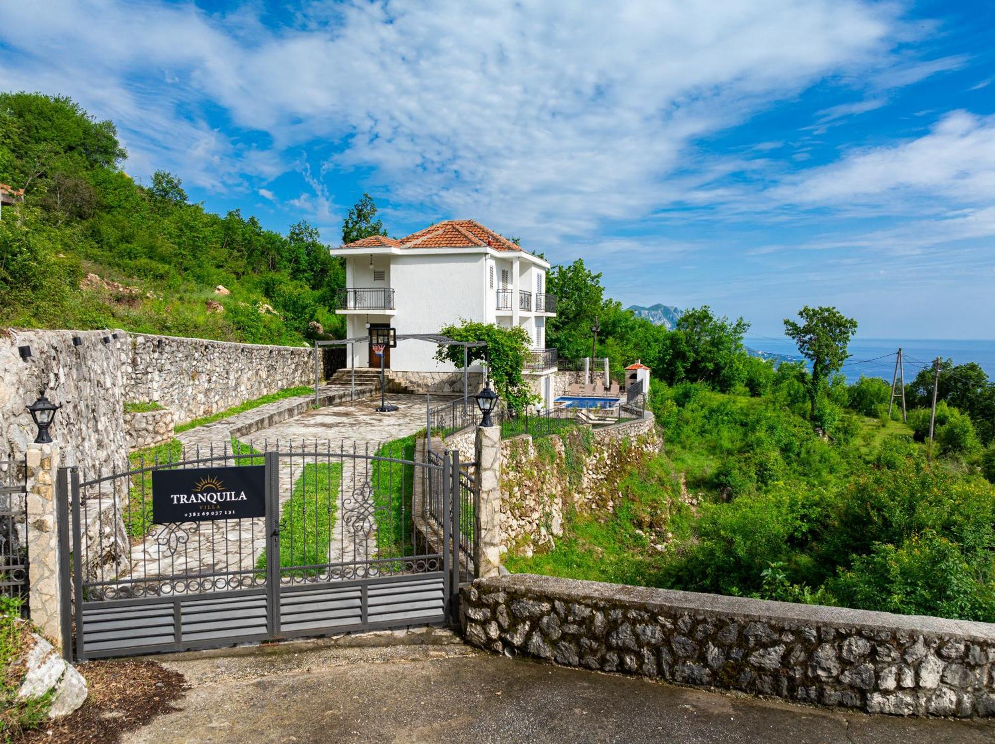 Villa Tranquila Будва Екстериор снимка